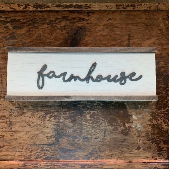 Farmhouse Rustic Sign - Picture 2 of 11